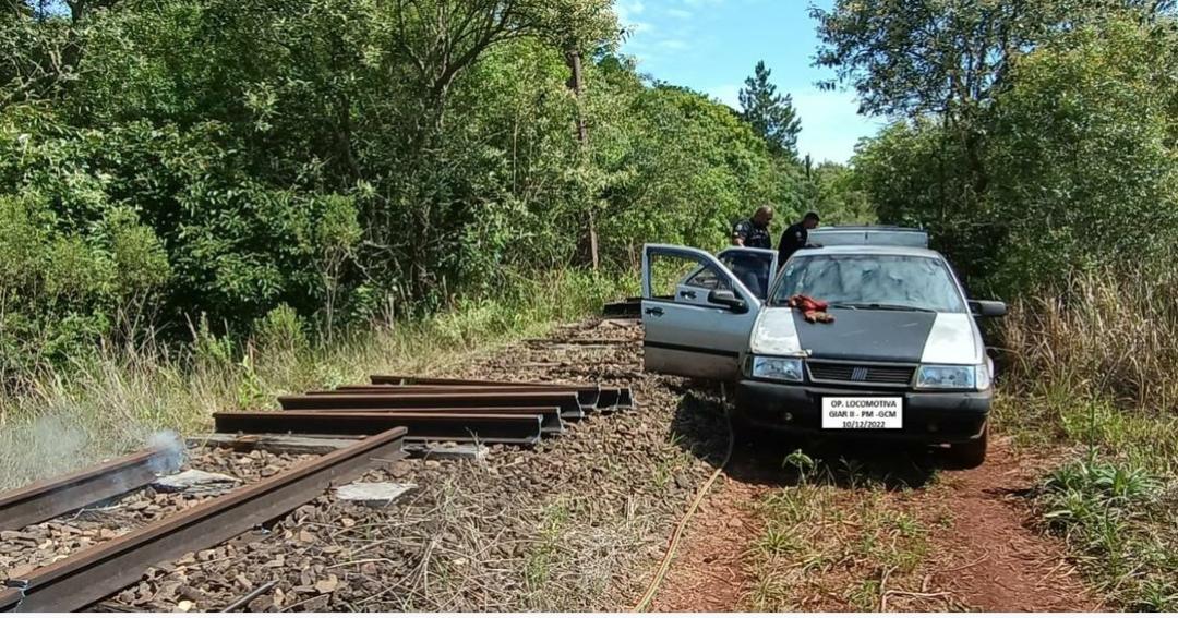 Ação policial inédita flagra furto de trilhos de trem em Itatinga