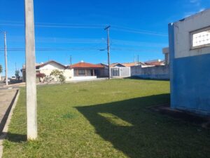 O terreno fica ao lado do Centro Comunitário da Cohab II