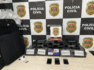 Trio é preso suspeito de trocar etiquetas de malas para enviar droga ao exterior no aeroporto em Guarulhos