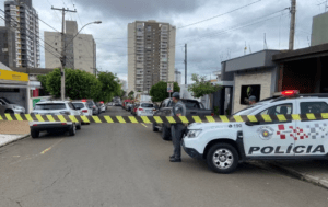 Homem é detido após ameaçar mãe, negociar rendição por 4h e apontar arma para PM em Piracicaba