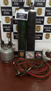 Região: Polícia Militar prende quadrilha envolvida em furtos de trilhos de trem