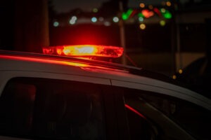 Homem é preso após agredir adolescente de 16 anos com quem mantinha relacionamento em Botucatu