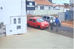 Ação rápida de trabalhadores e policiais resulta em prisão de assaltante em Botucatu