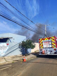 Incêndio em residência no Jardim Montemor em Botucatu