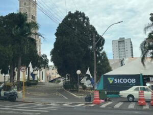 Temporal deixa 20 mil casas sem energia em Lençóis Paulista