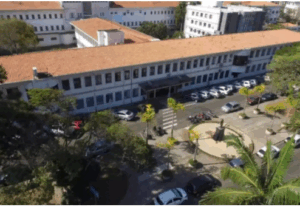 Policial se acidenta com moto durante perseguição a adolescente em Botucatu