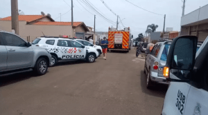 Mulher é detida em São Carlos após incendiar carro com o filho dentro