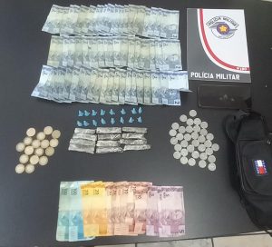 POLÍCIA MILITAR PRENDE HOMEM POR TRÁFICO DE DROGAS EM AREIÓPOLIS