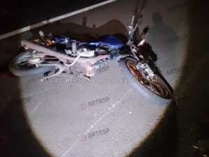 Duas pessoas morrem atropeladas após queda de moto na Marechal Rondon, entre São Manuel e Areiópolis