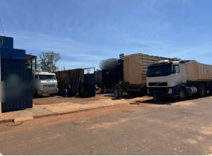 Criança de 3 anos esquecida em ônibus escolar é achada em cidade vizinha a 10 km após acordar e pedir ajuda