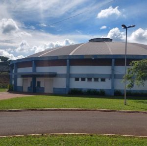 Reforma do Poliesportivo é iniciada após longo período sem manutenção