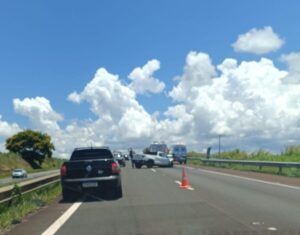 Acidente na Rondon próximo ao pedágio de Botucatu