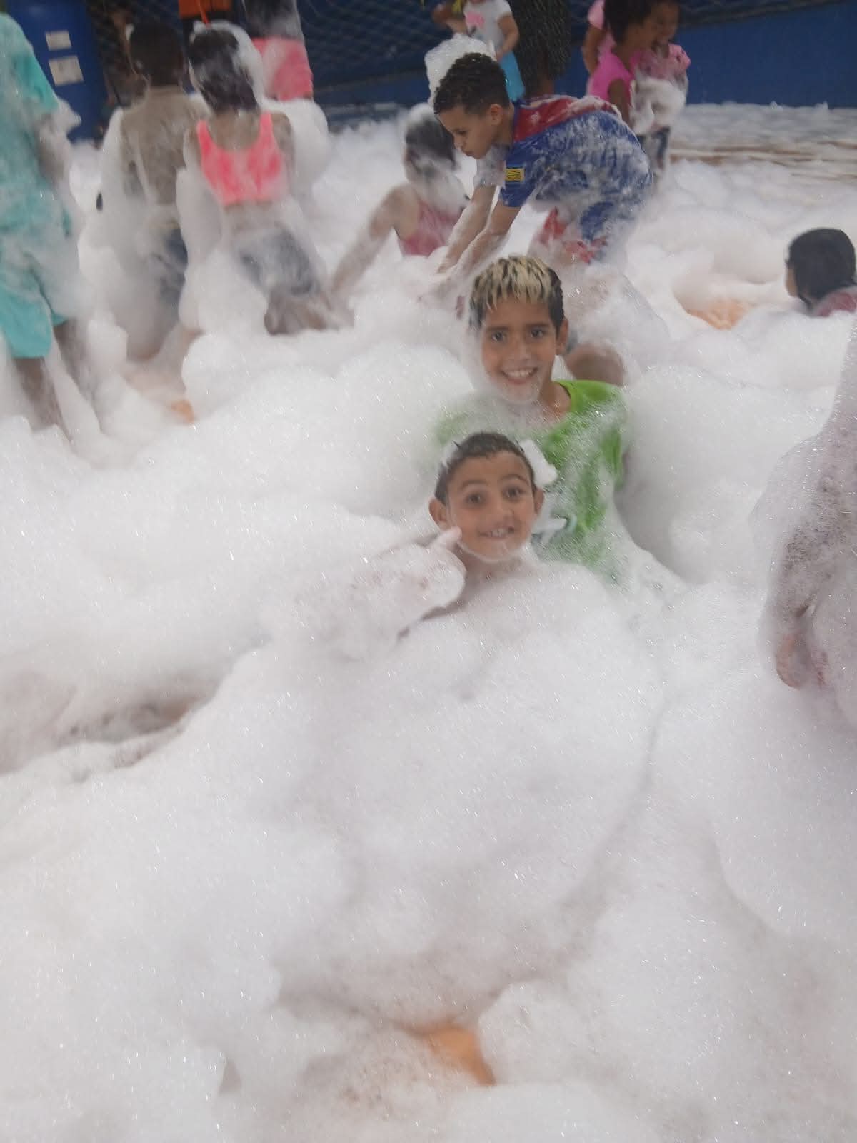 Carnaval da Garotada transforma Ginásio Municipal em palco de alegria em Areiópolis