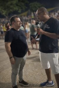 Mais de 10 mil pessoas abrem o carnaval de São Manuel na avenida José Horácio Mellão