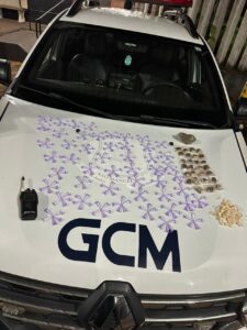 Prisão por tráfico de drogas no Santa Mônica