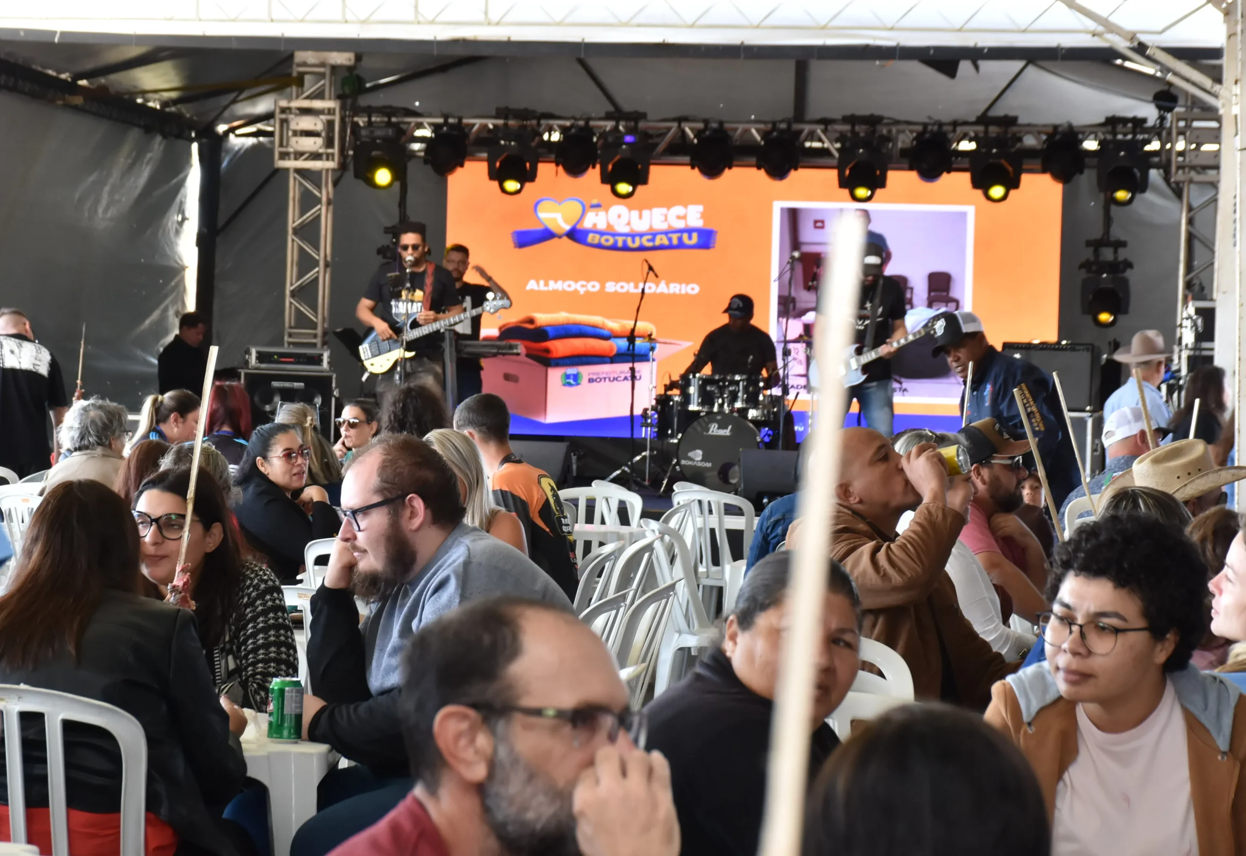 Prefeitura abre chamamento público para apoio do Almoço Solidário