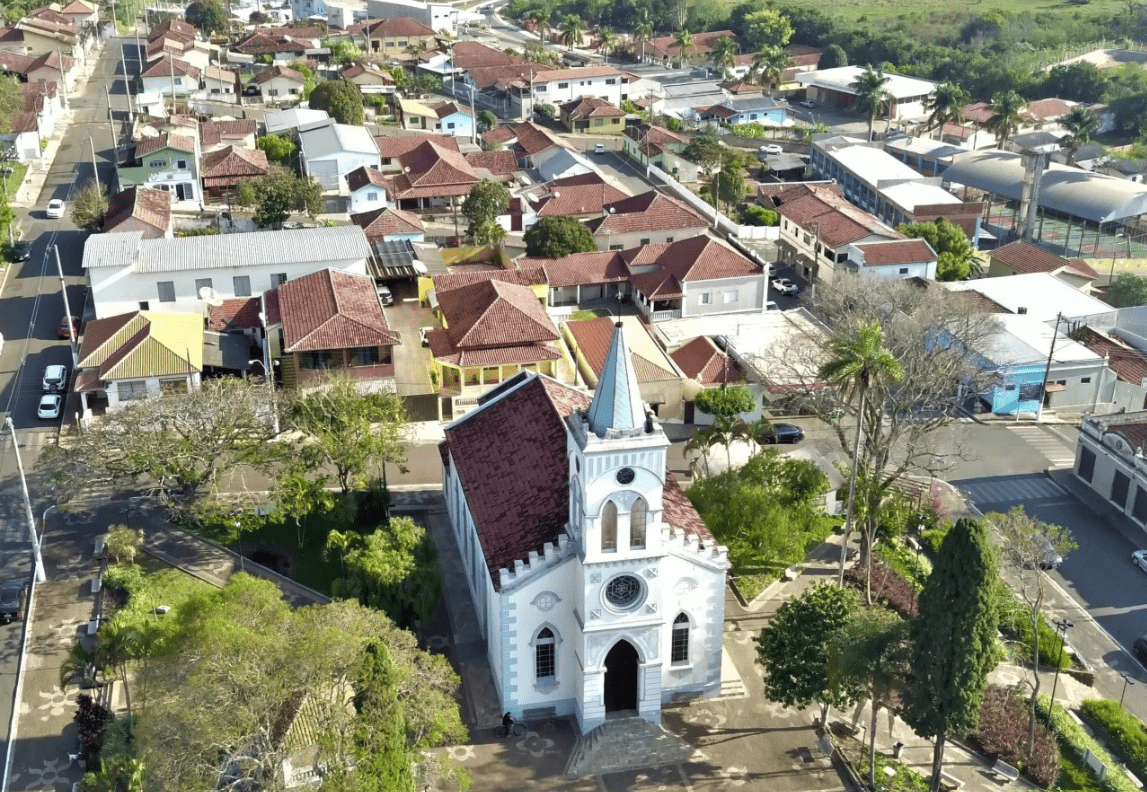 Prefeitura de Pardinho abre concurso público com 35 vagas e salários de até R$ 7 mil