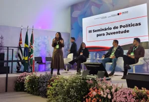 Experiência da Casa da Juventude de Botucatu é apresentada em seminário estadual sobre políticas públicas para jovens