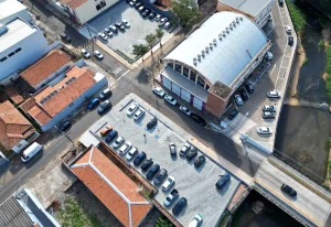 Centro ganha 77 novas vagas de estacionamento para melhorar a mobilidade e fortalecer o comércio