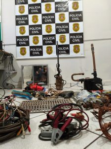 Polícia Civil apreende materiais de procedência suspeita durante investigação sobre furtos em obras em São Manuel