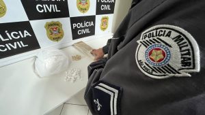 PM prende homem que teria recolhido drogas de suspeito morto em abordagem da GCM em Botucatu