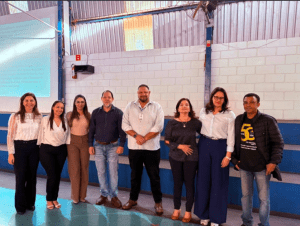 FORMAÇÃO INTERDISCIPLINAR FORTALECE ATUAÇÃO DAS MONITORAS DA REDE MUNICIPAL DE ENSINO