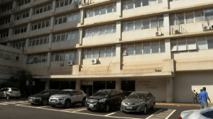 Bebê morre dois dias após ser atingida por bisturi durante cesárea em Ribeirão Preto