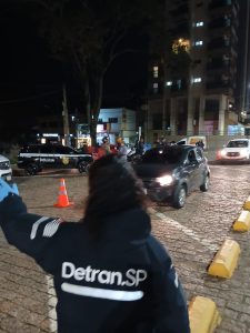 Operação de Alcoolemia fiscaliza mais de 450 veículos em Botucatu