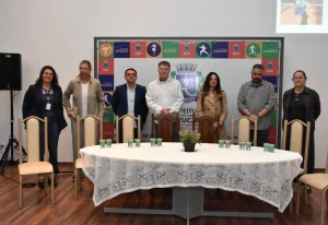 Esporte reúne profissionais e representantes da região em homenagem ao Dia do Profissional de Educação Física