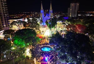 Prefeitura de Botucatu abre inscrições para a Praça de Alimentação do Natal Encantado 2026