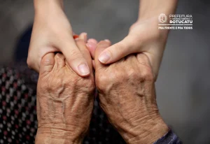Botucatu conta com diferentes formas de cuidado para 723 pessoas idosas