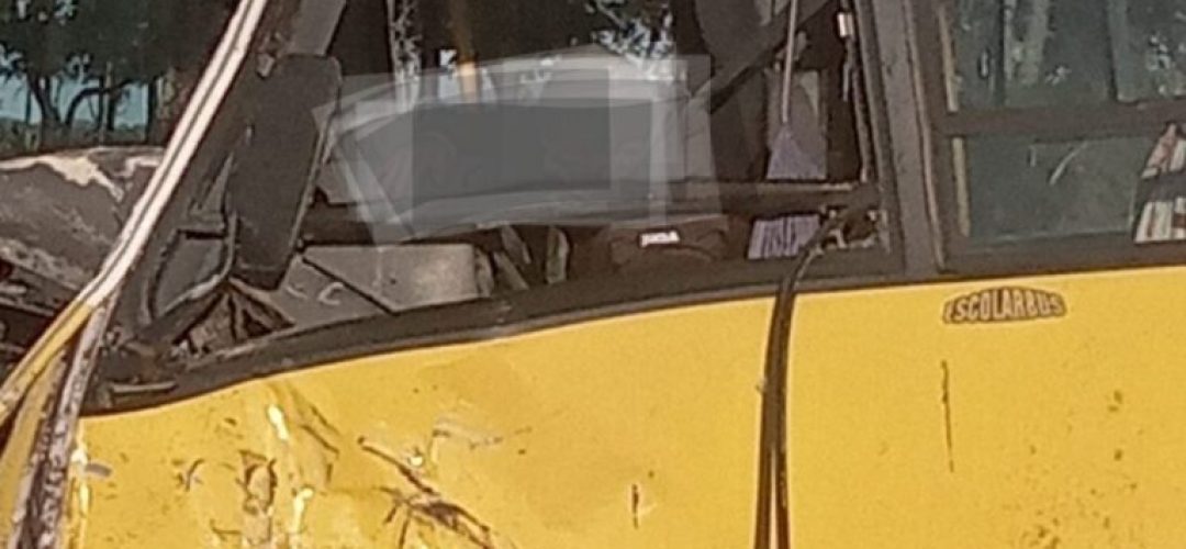 14news.com.br-acidente-com-onibus-escolar-e-registrado-na-marechal-rondon-img-20221128-wa00082-768x1024