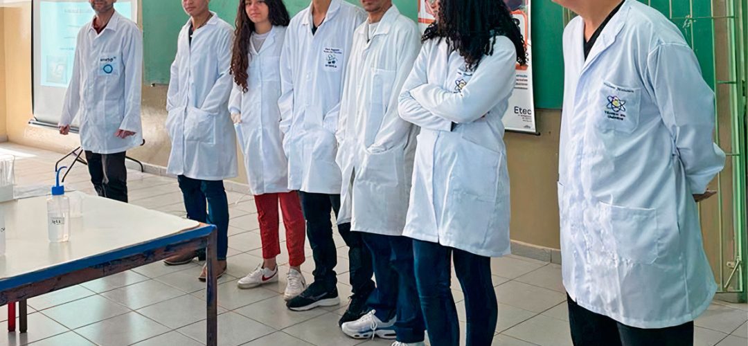 Alunos-Quimica-cortado