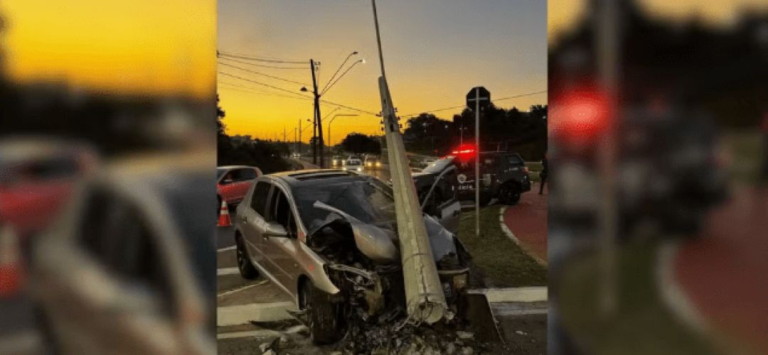 Suspeito foge a 180 km, bate carro e acaba preso com drogas em Bauru — Foto: BAEP/Divulgação