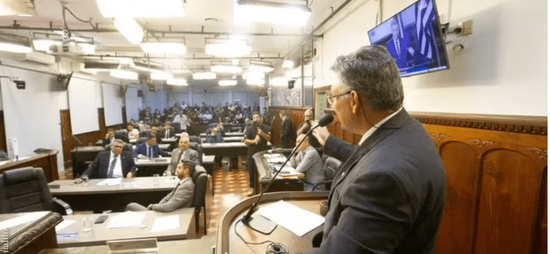 Câmara aprova título de cidadão bauruense a Jair Bolsonaro (Foto: Pedro Romualdo/Câmara Municipal de Bauru)