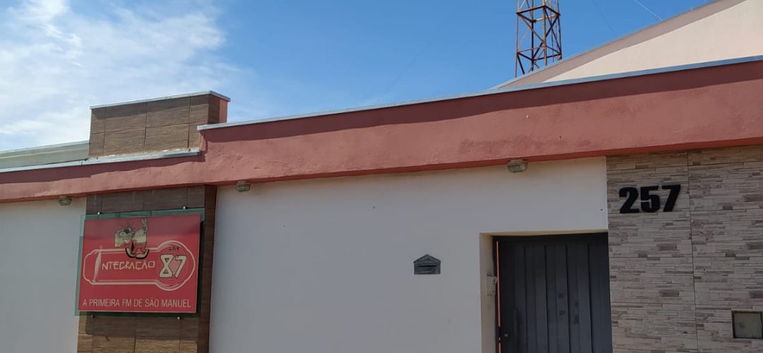 fachada da radio integração