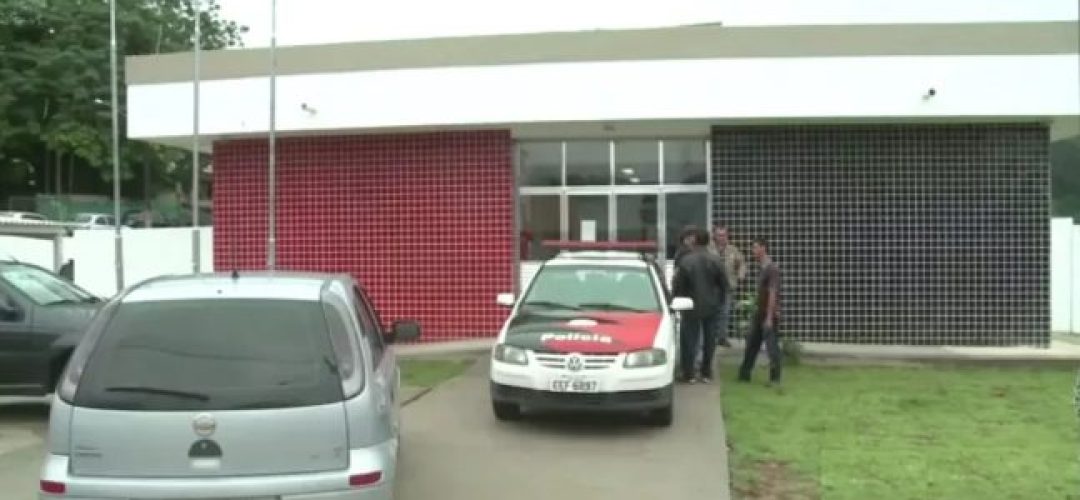 policia-irmao-tiro-irmao-070422